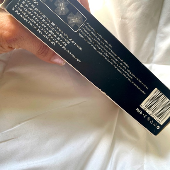 Micro-Needle at Home w Derma Roller 5 in 1 - Picture 5 of 6